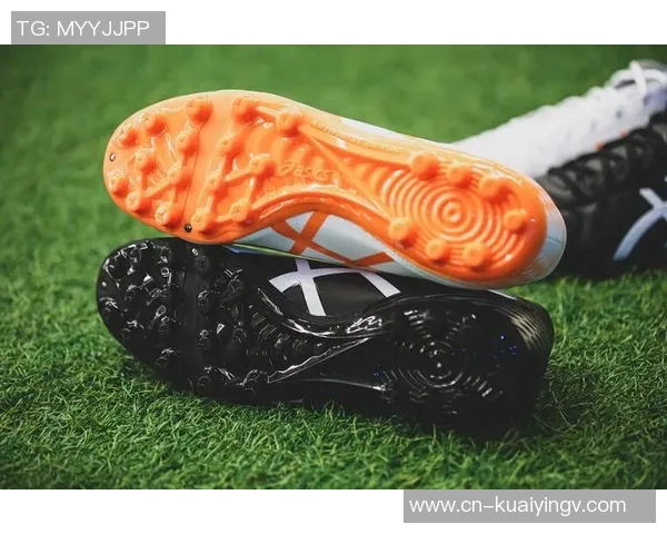 选择适合你的ag足球鞋提升场上表现的最佳指南与推荐